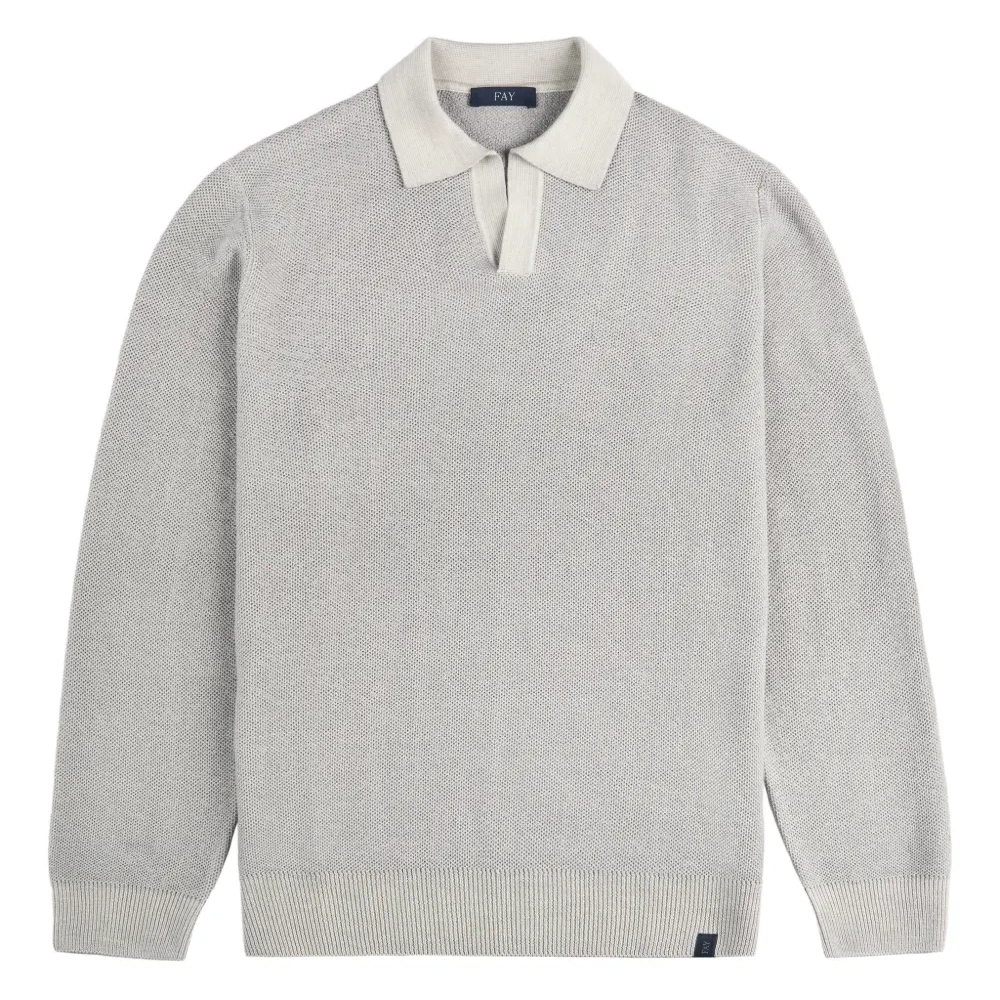 Свитер с воротником "сота"