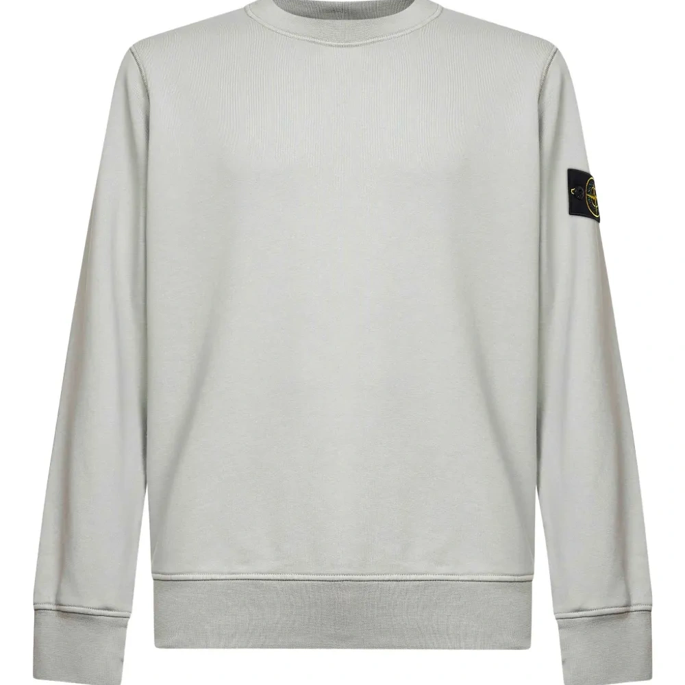 Свитшот с нашивкой и рубчатой отделкой