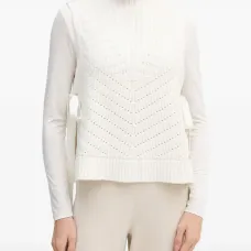 Вязаный жилет на боковой завязке