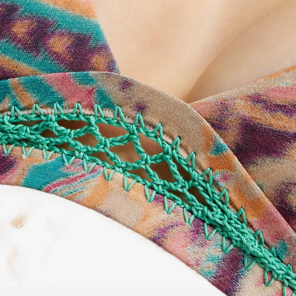 Бикини-топ с оборками Huru