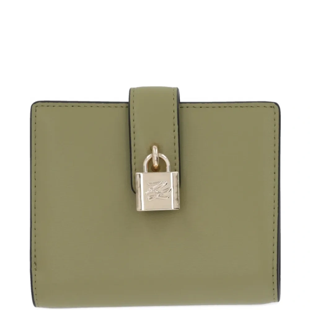 Кошелёк с клапаном и замком