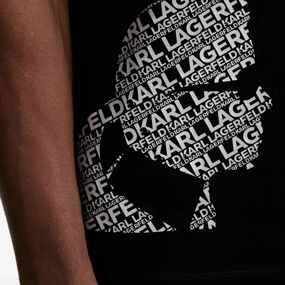 Футболка с принтом