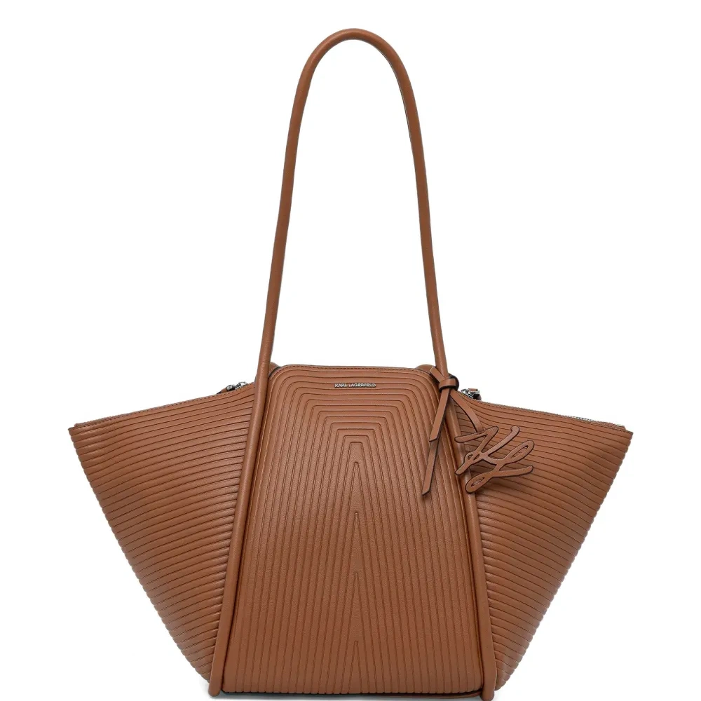 Сумка-тоут на молнии с ребристой текстурой