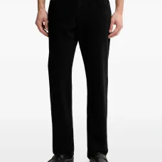 Джинсы прямого кроя