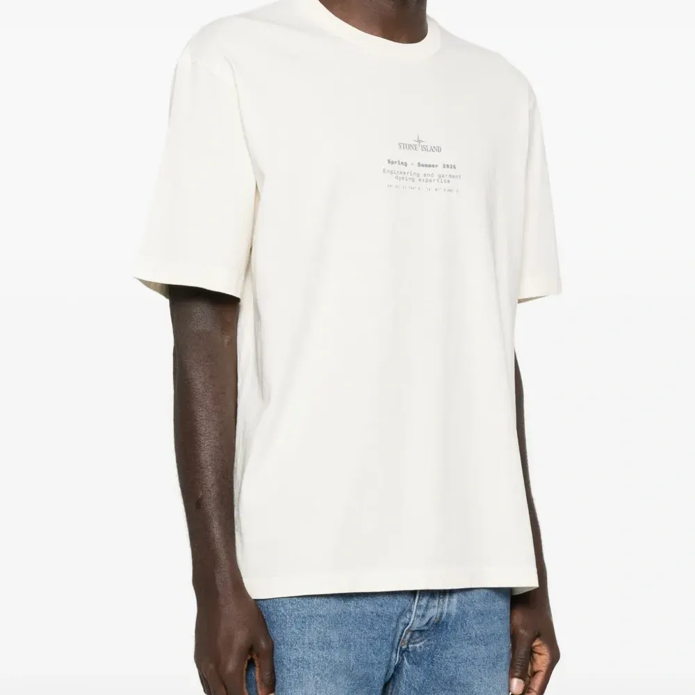 Футболка с надписью