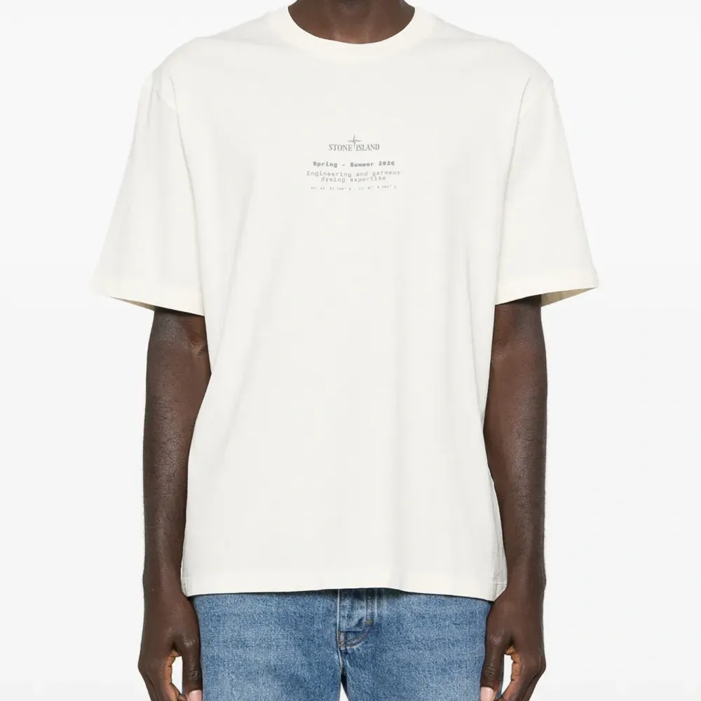 Футболка с надписью