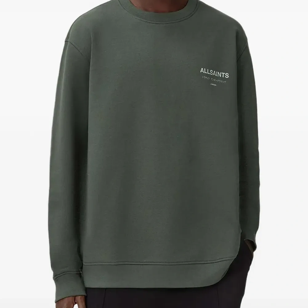 Свободный свитер с круглым вырезом и надписью "Underground"