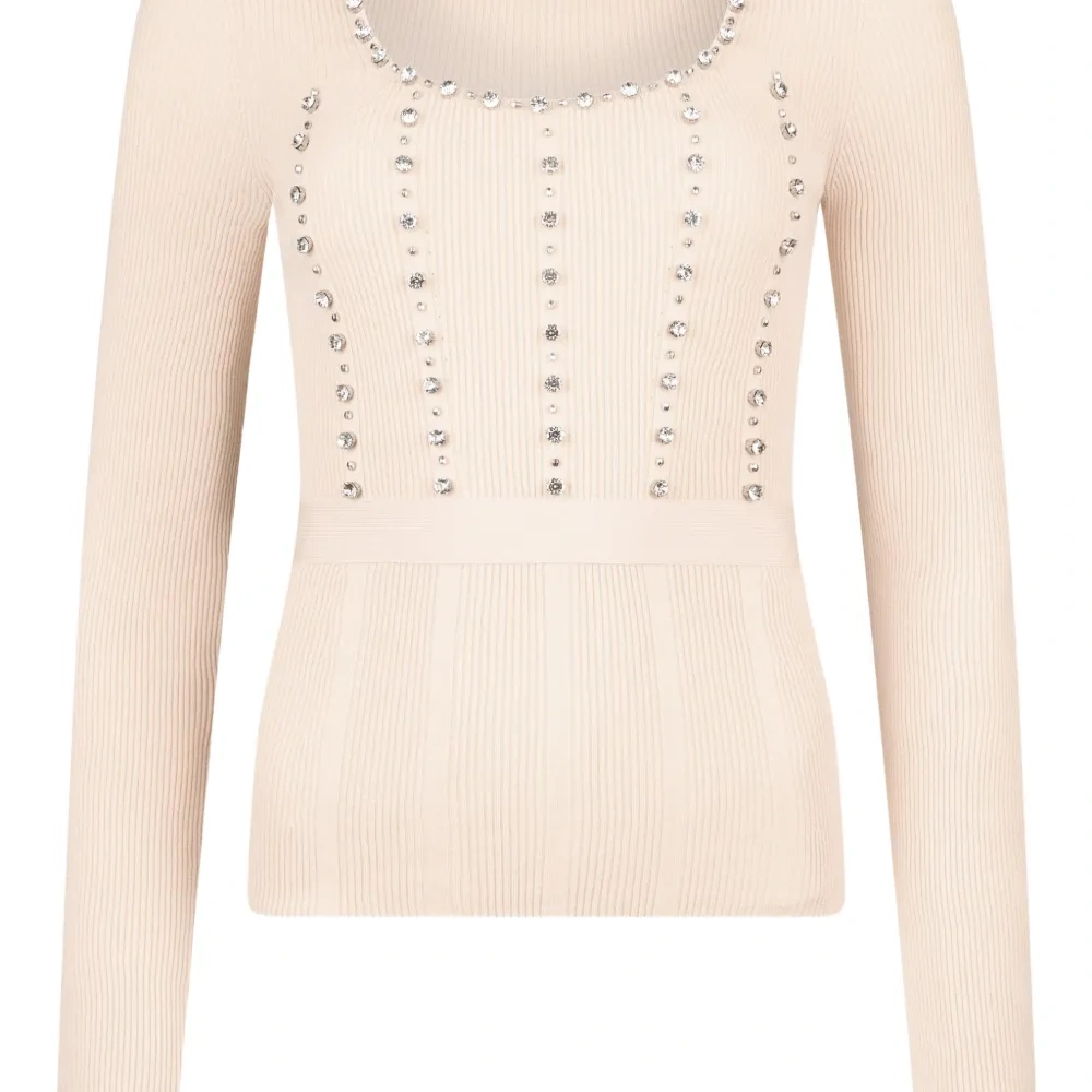 Свитер с круглым вырезом