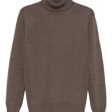 Джемпер с высоким воротником