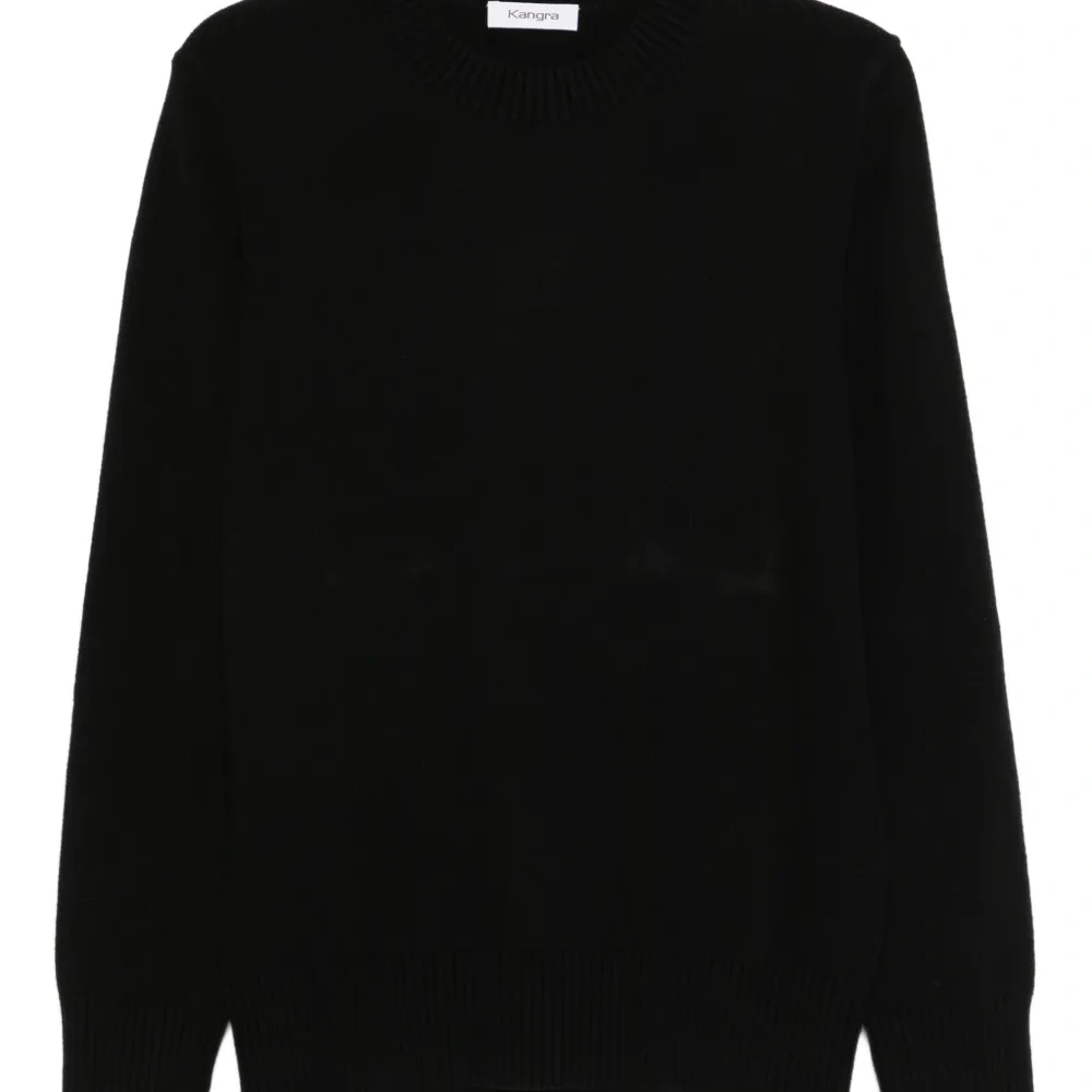 Свитер с круглым вырезом