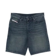 Шорты с поясными петлями и карманами