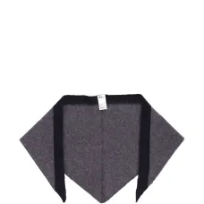 Шарф с контрастными вставками