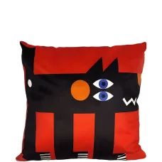 Подушка с принтом Oggian Akela