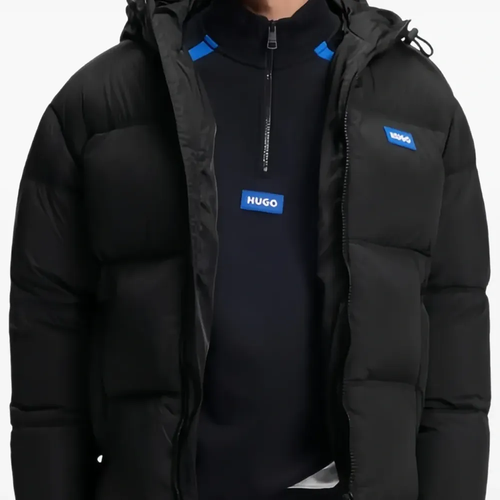 Стёганая куртка с нашивкой-логотипом