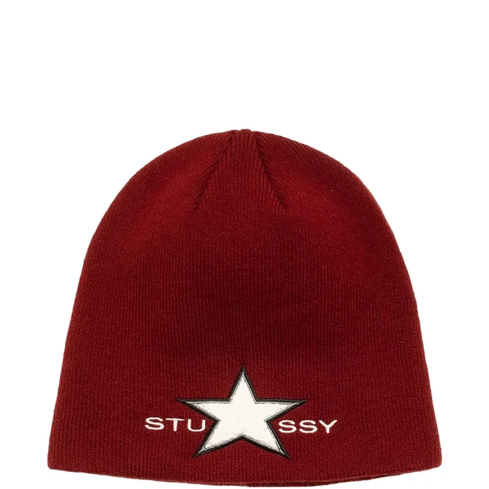 Шапка-бини с звездным мотивом