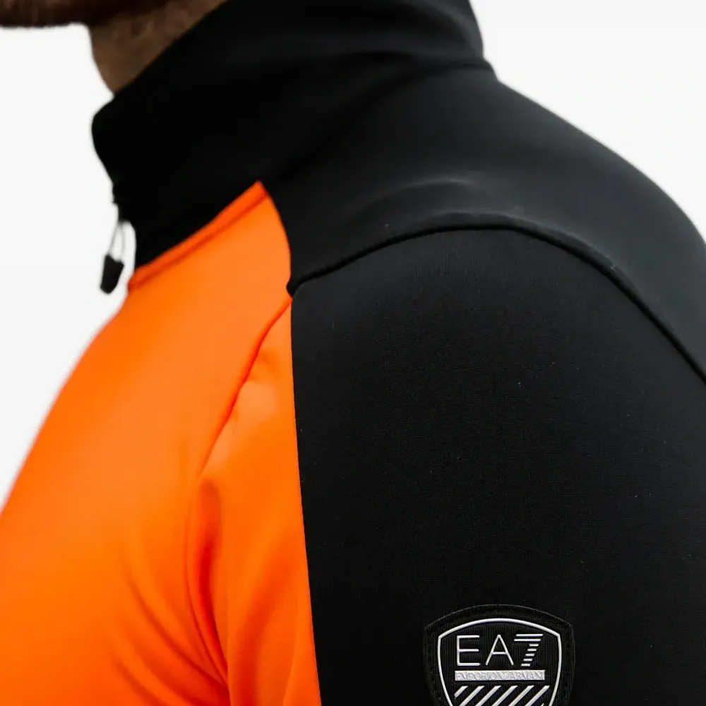 Топ на молнии