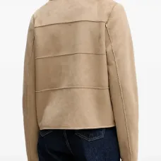 Куртка на пуговицах с воротником