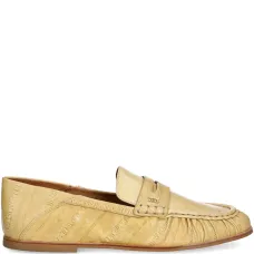 Лоферы из угря цвета майка баттер