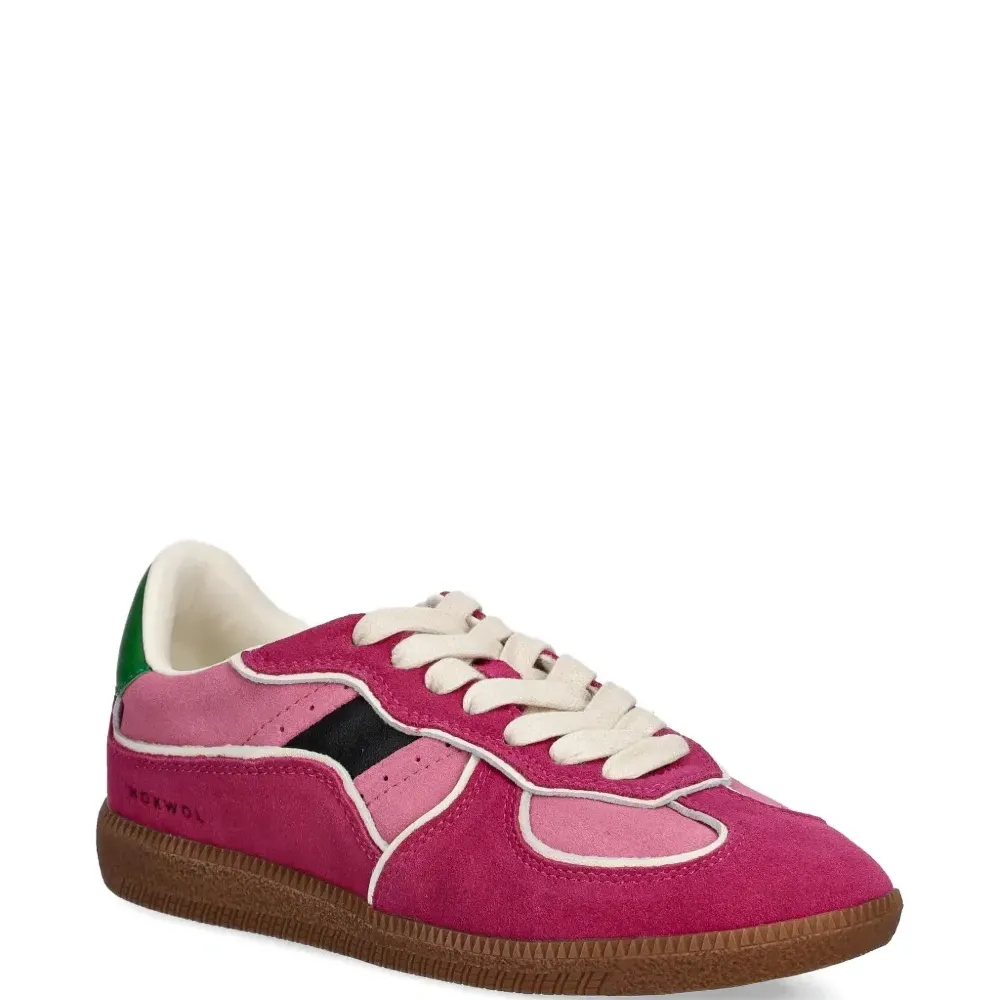 Кроссовки August с отделкой и шнуровкой