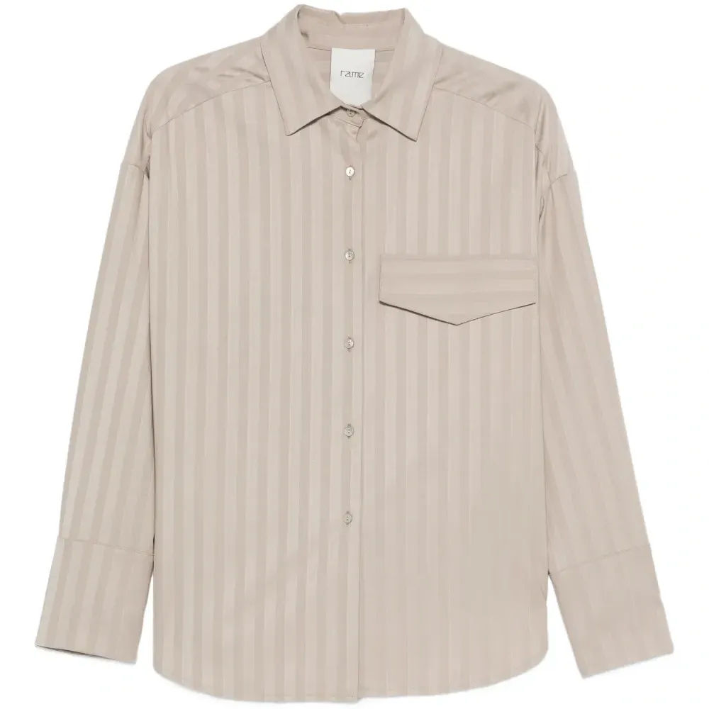 Рубашка с полосатым узором и карманом