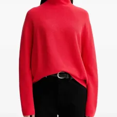 Свитер с воротником-стойкой