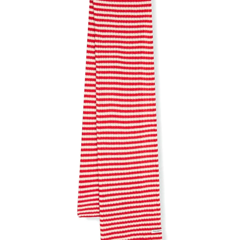 Полосатый шарф