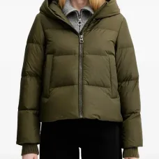 Стеганая куртка с капюшоном