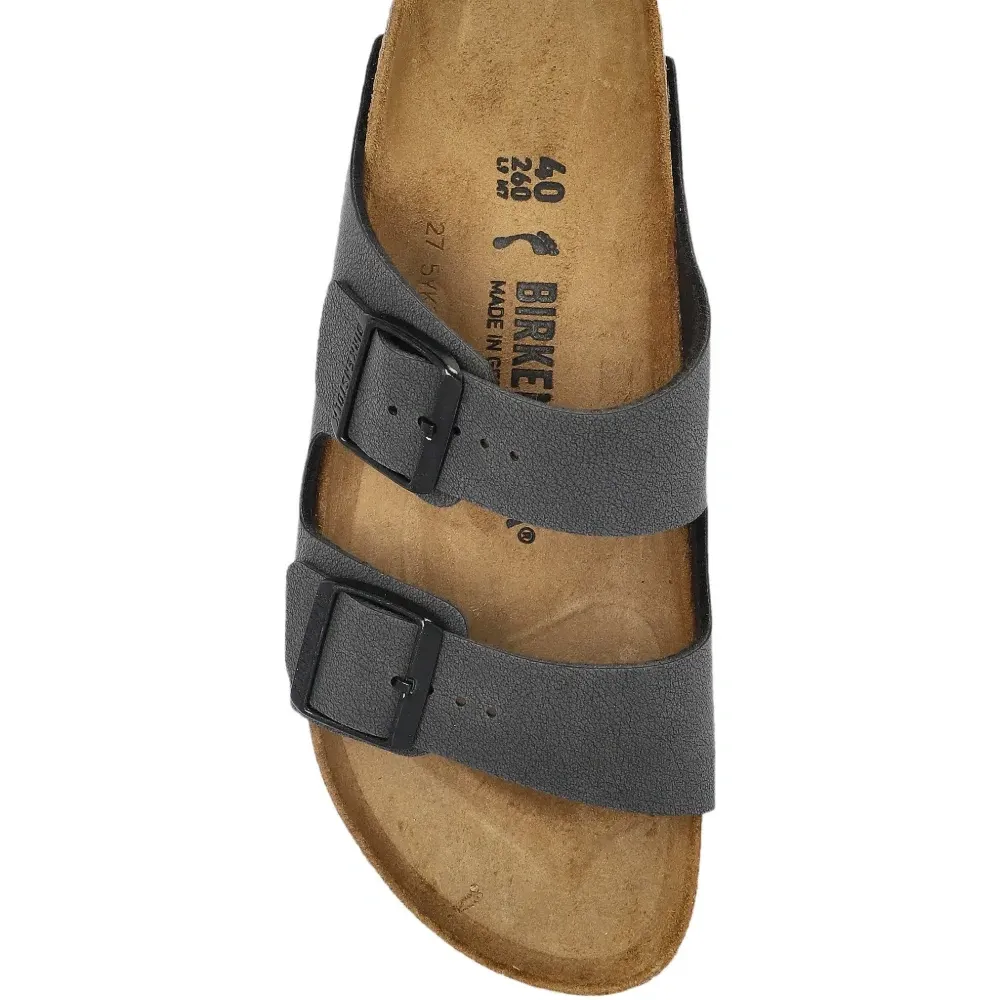 Сандалии с ремешком и пряжкой