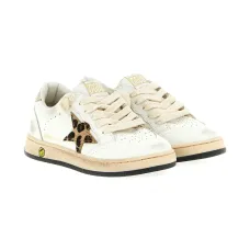 Кожаные кроссовки из телячьей кожи с эффектом поношенности и звездами Кожаные кроссовки из телячьей кожи с эффектом поношенности и звездами