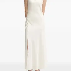 Макси-платье с V-образным вырезом и разрезной отделкой