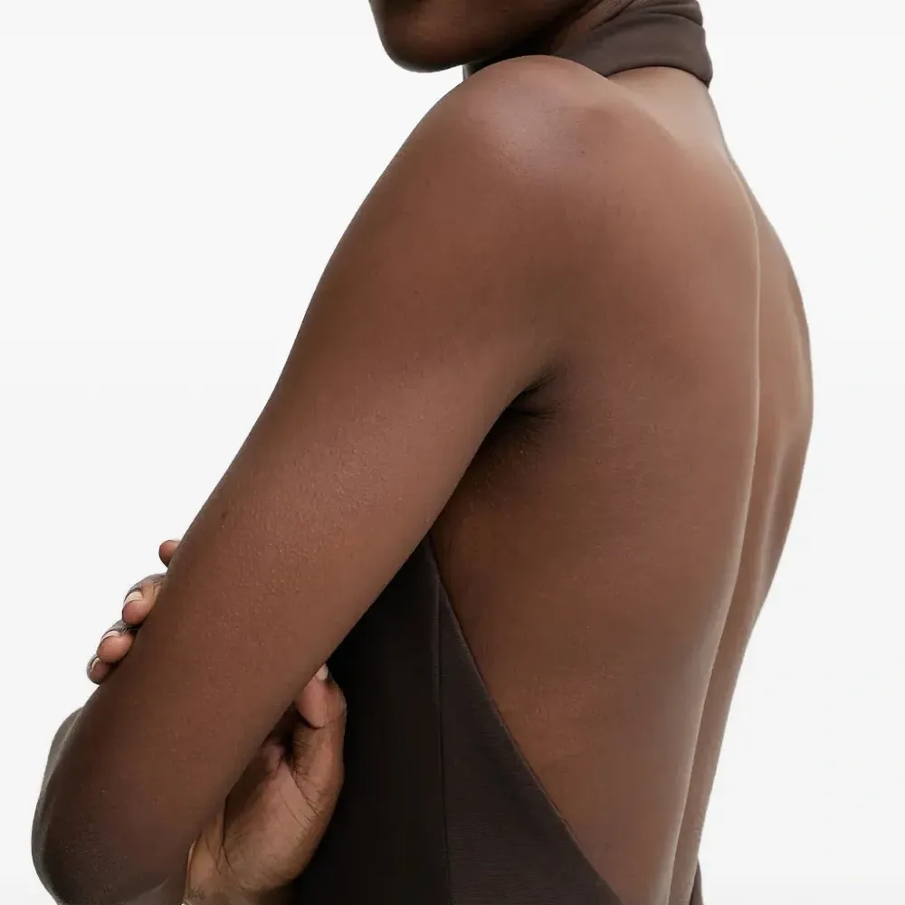 Платье Blanca на бретелях через шею с драпировкой