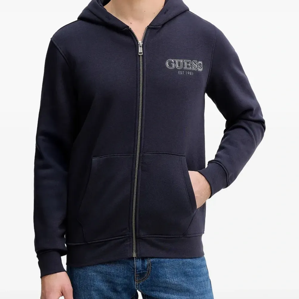 Толстовка с логотипом на молнии