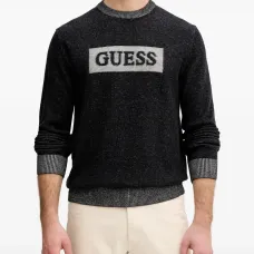 Свитер с украшением в виде логотипа