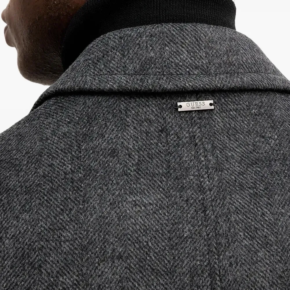 Однобортное пальто