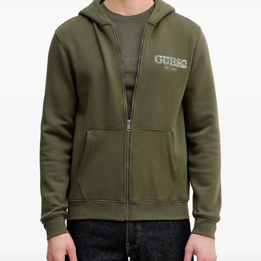 Толстовка на молнии