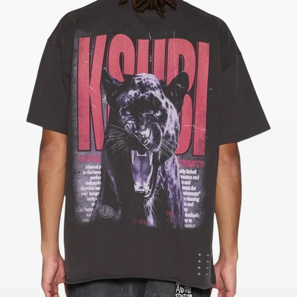 Футболка с графическим принтом Panthera Ekcess