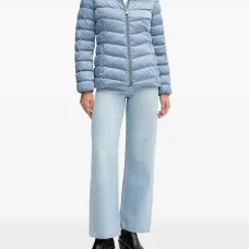 Узкая (приталенная) стёганая куртка Узкая (приталенная) стёганая куртка