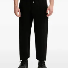 Спортивные брюки на эластичном поясе