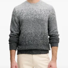 Свитер с градиентом и круглым вырезом