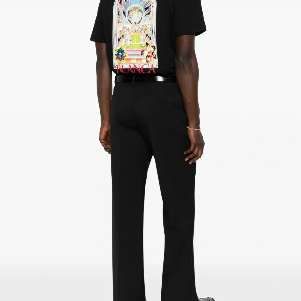 Футболка с графическим принтом "Теннисный пейзаж"