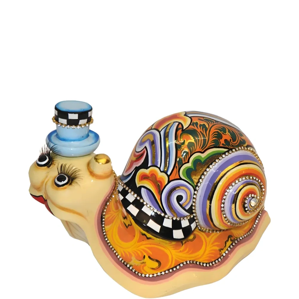 Маленькое украшение в виде улитки Антон