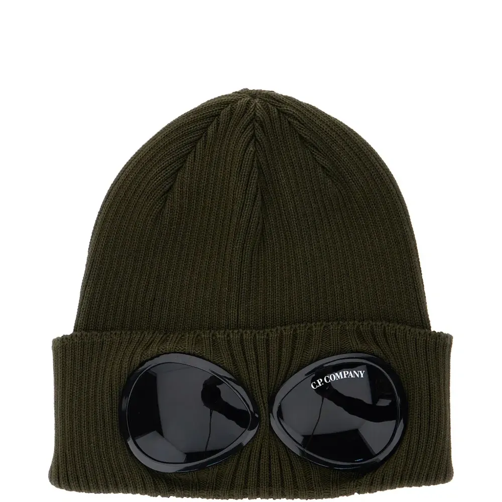 Вязаная шапка с линзами