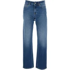 Прямые джинсы