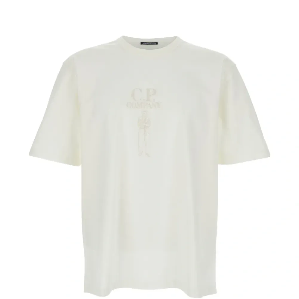 Футболка с вышитым логотипом