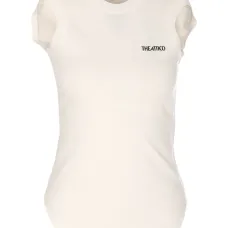 Футболка с вышитым логотипом