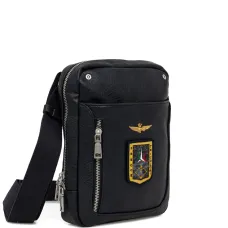 Сумка-мессенджер на молнии с аппликациями