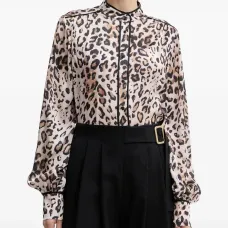Блузка с анималистичным принтом
