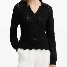 Трикотаж с V-образным вырезом и фигурным краем Трикотаж с V-образным вырезом и фигурным краем