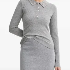 Свитер с украшенным воротником Свитер с украшенным воротником