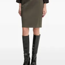 Юбка с металлической отделкой